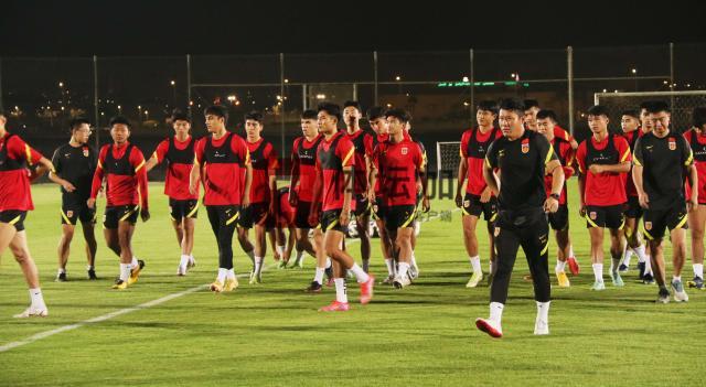 开云中国-U19国青演练进攻套路 次战狂攻马尔代夫捞净胜球？